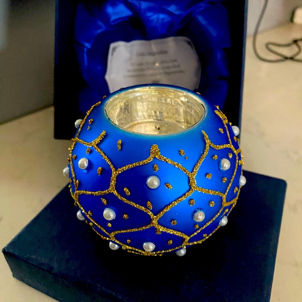 Sorelle  CHRISTMAS Ornament BLUE Tea Light Candle Holder Votive w/Pearls 4”